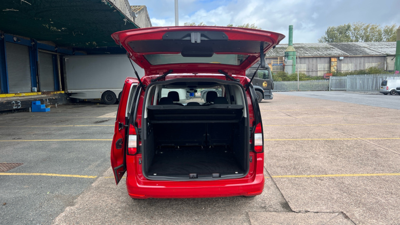 Ford Tourneo Connect 1.5 EcoBoost Titanium 5dr Petrol Estate